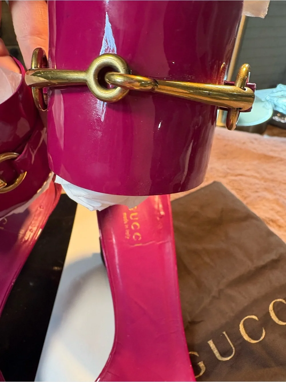 Authentic ICONIC GUCCI Ursula Horsebit Ankle-Strap Sandals. Bright Bougainville